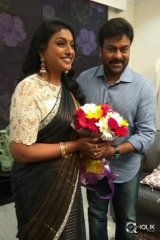 Roja Meets Chiranjeevi